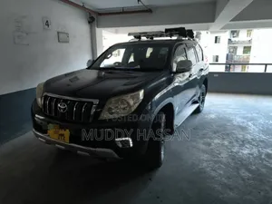 Toyota Land Cruiser Prado 2012 Black