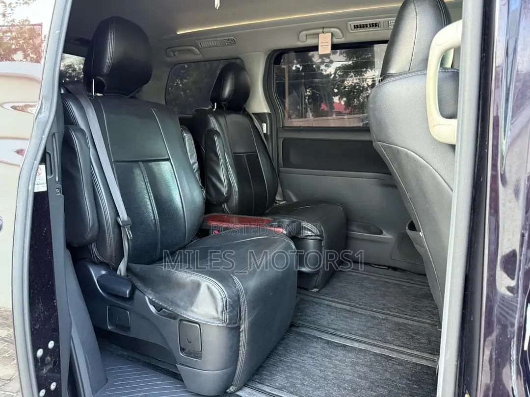 Toyota Vellfire 2009 Burgundy