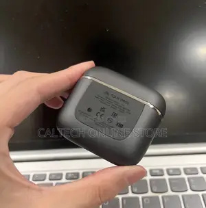 JBL Tour Pro 2