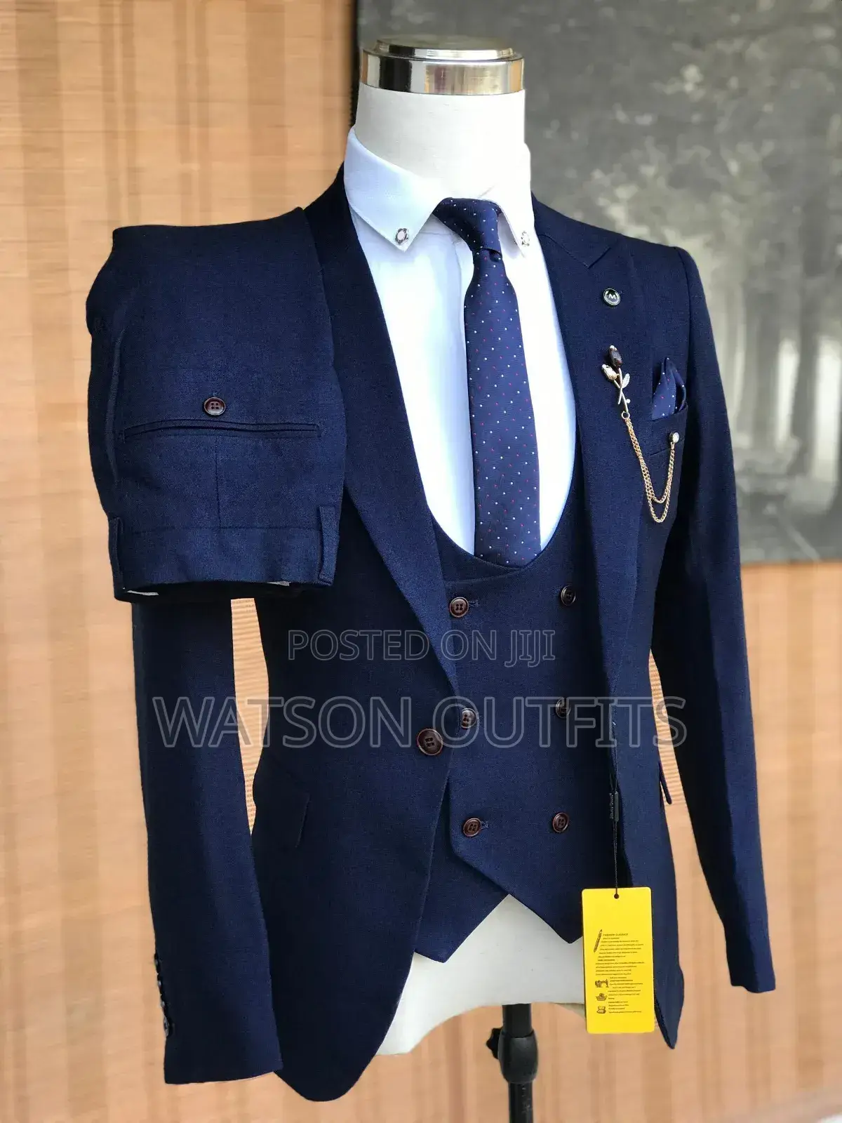 New Suits With Classic High Standards