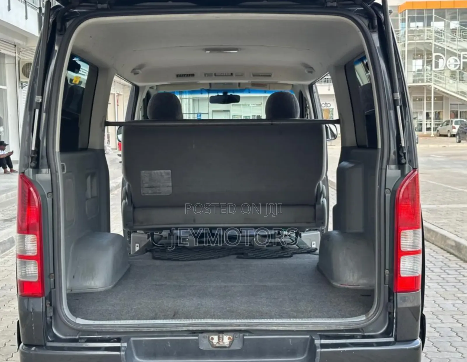 Toyota HiAce 2008