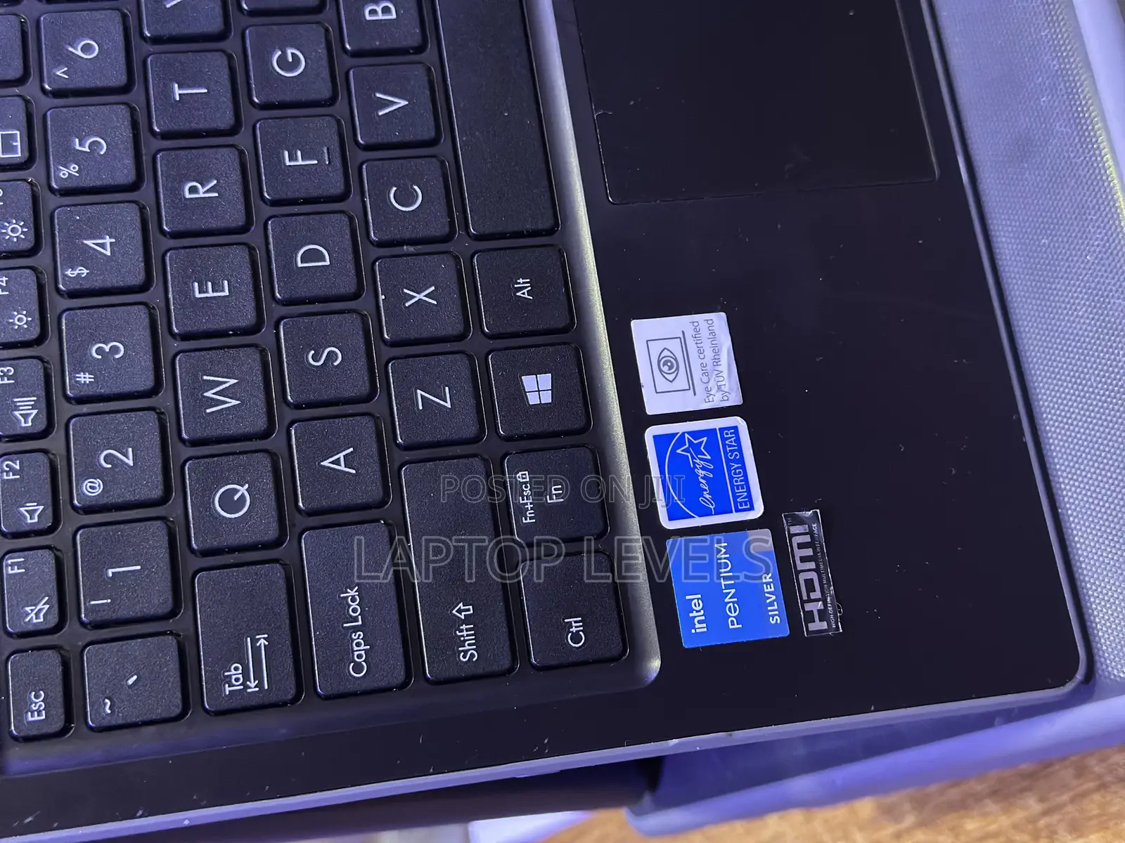 New Laptop Asus A72JK 8GB Intel SSD 128GB