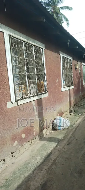 16bdrm House in Mark Real Estate, Kibaha for sale