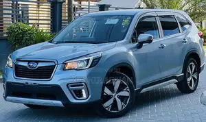 Subaru Forester 2019 Silver