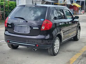 Mazda Verisa 2008