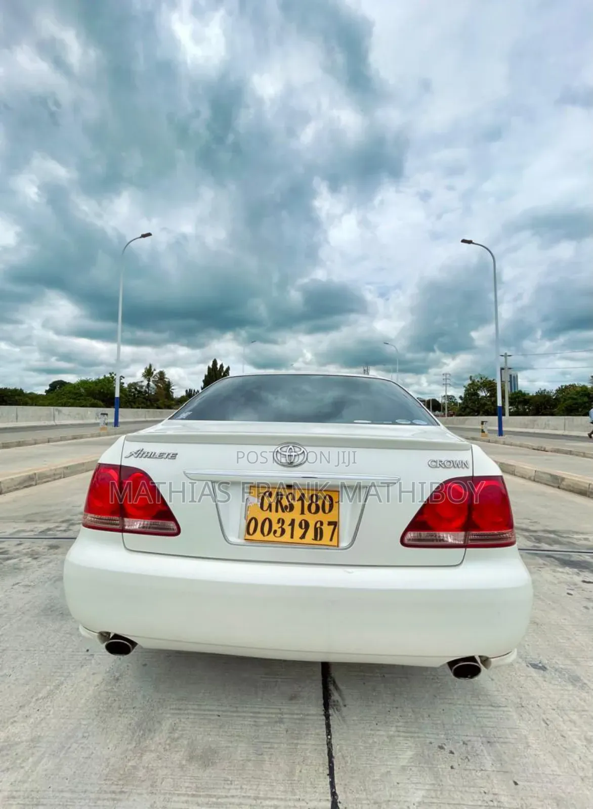 Toyota Crown 2006 White
