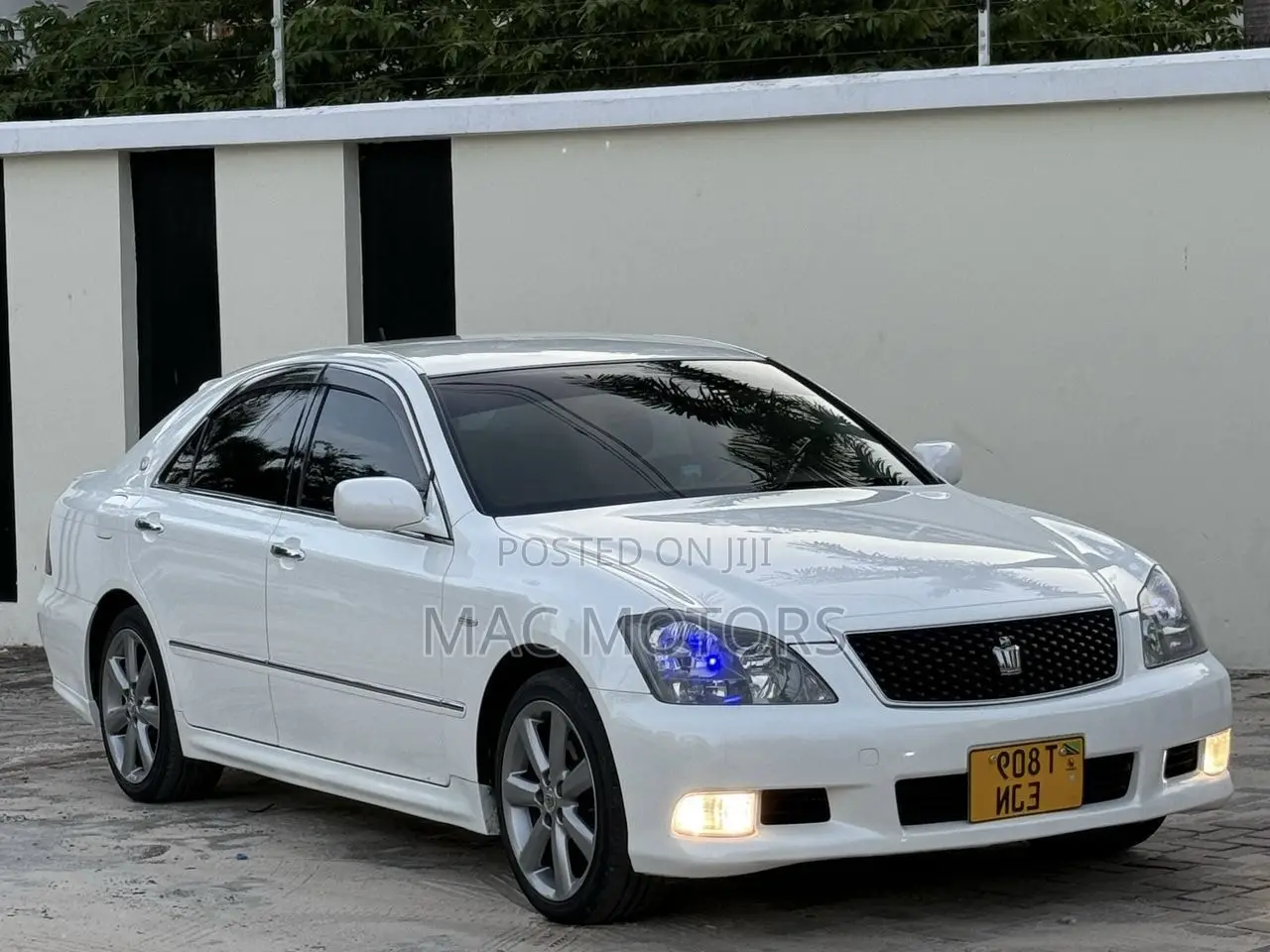 Toyota Crown 2006 Pearl