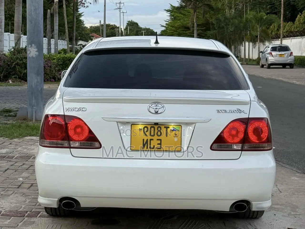 Toyota Crown 2006 Pearl