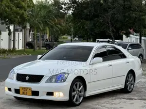 Toyota Crown 2006 Pearl