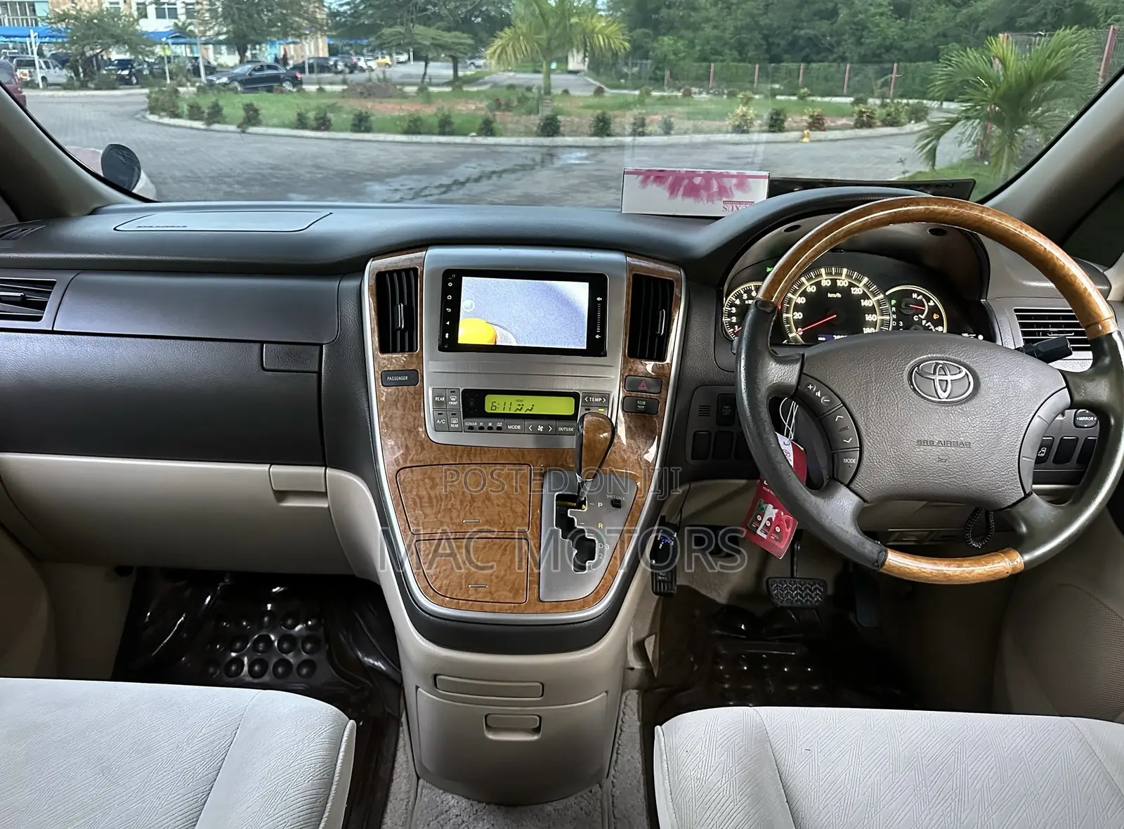 Toyota Alphard 2.4 Petrol FWD 2006 Black