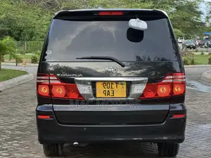 Toyota Alphard 2.4 Petrol FWD 2006 Black