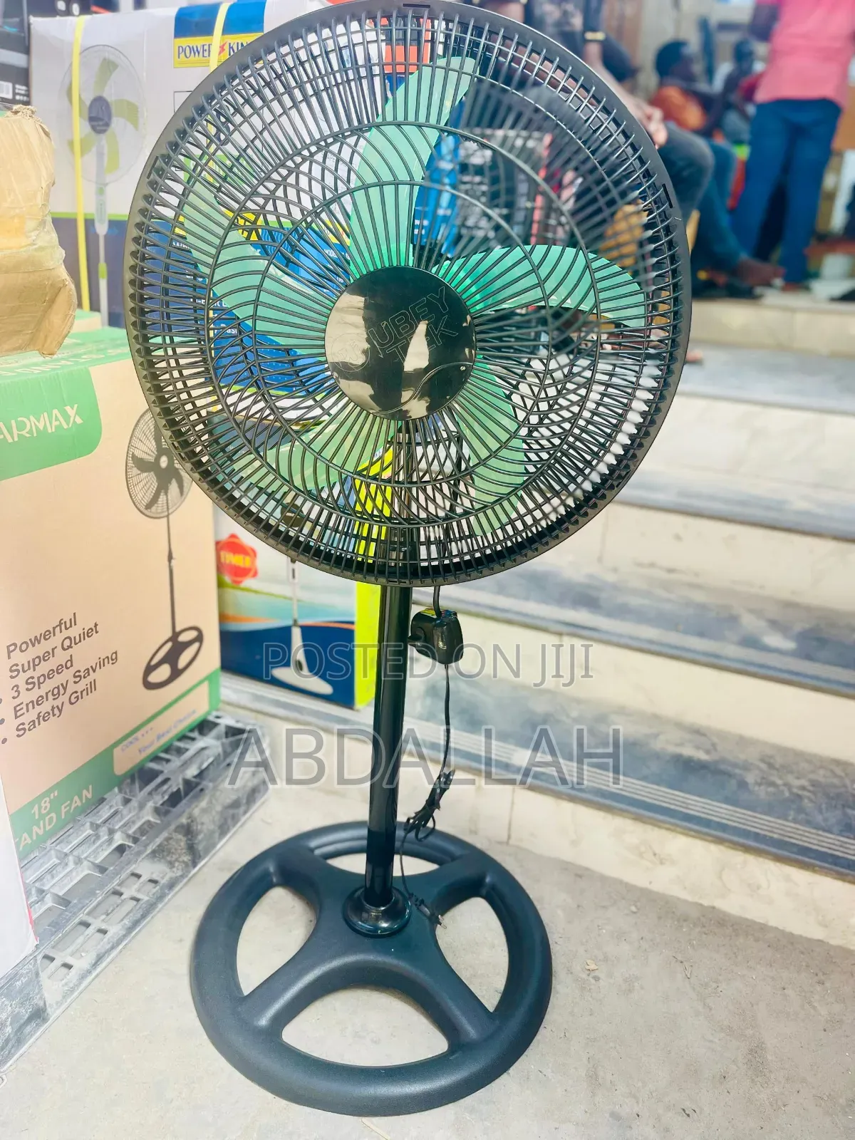 Ubey Plastic Fan