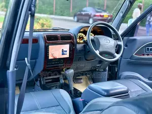 Toyota Land Cruiser Prado 2001 Green