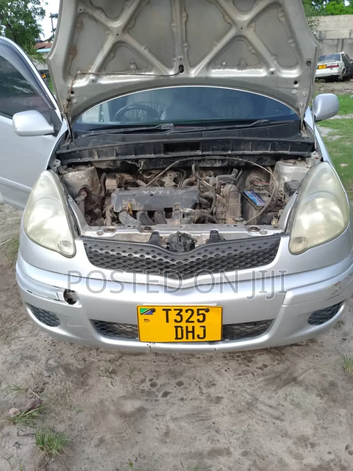 Toyota Fun Cargo 2004 Silver