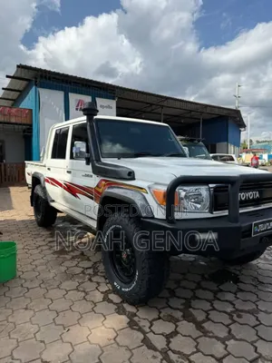 Toyota Land Cruiser 4.5 V8 TD 2018 White
