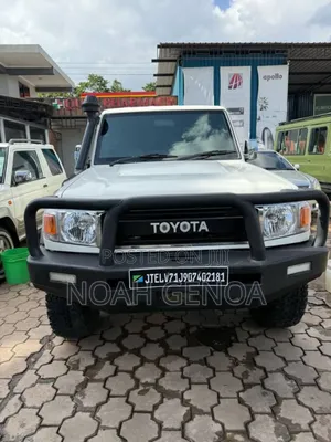 Toyota Land Cruiser 4.5 V8 TD 2018 White