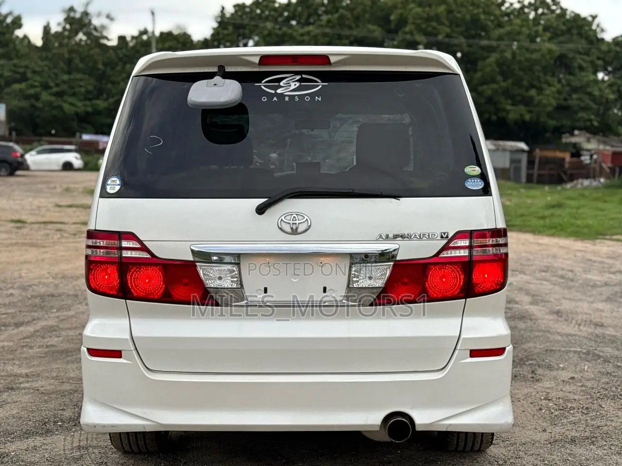 Toyota Alphard 2005 White
