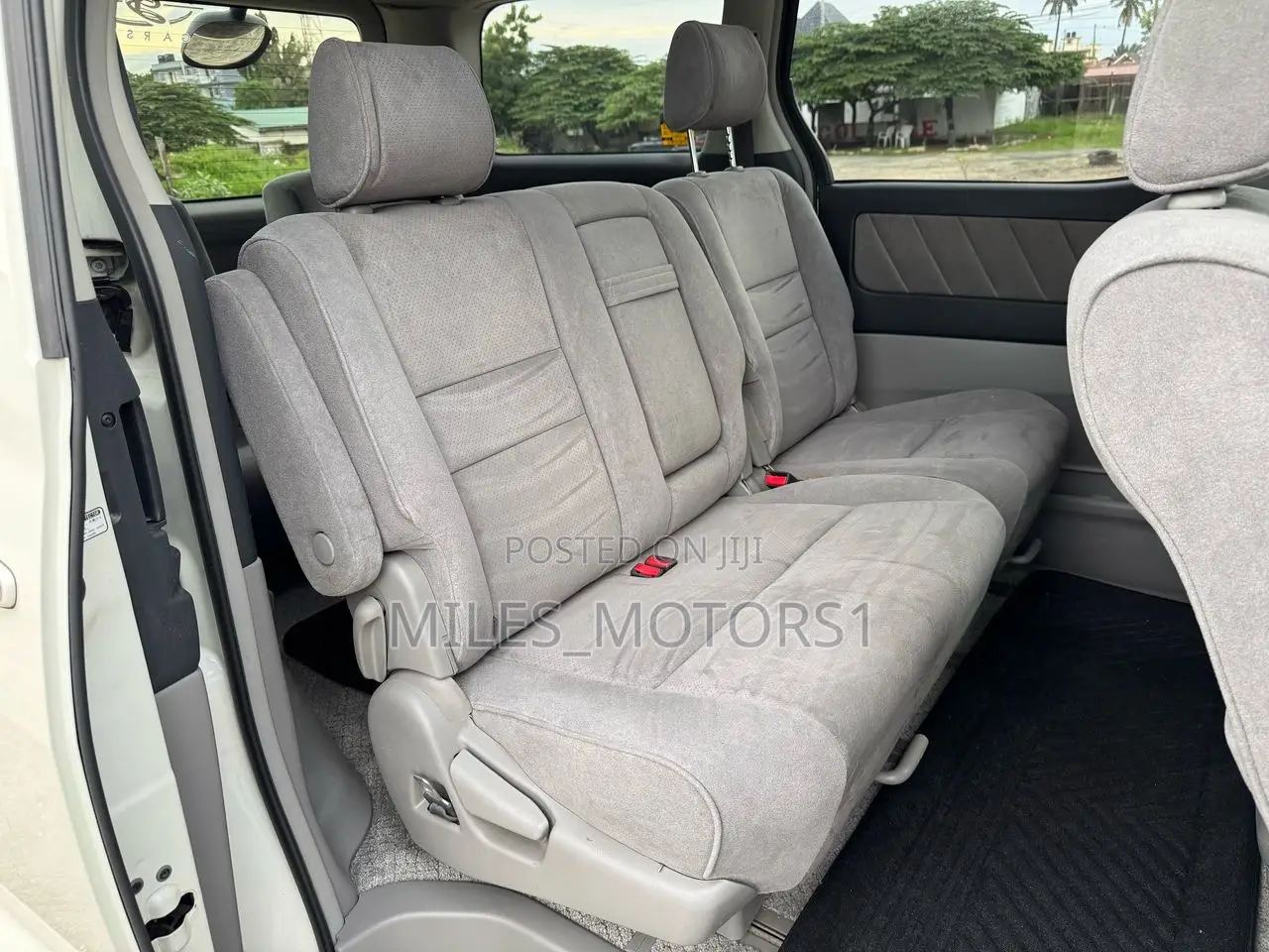Toyota Alphard 2005 White