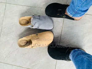 Guoluofei Sandals