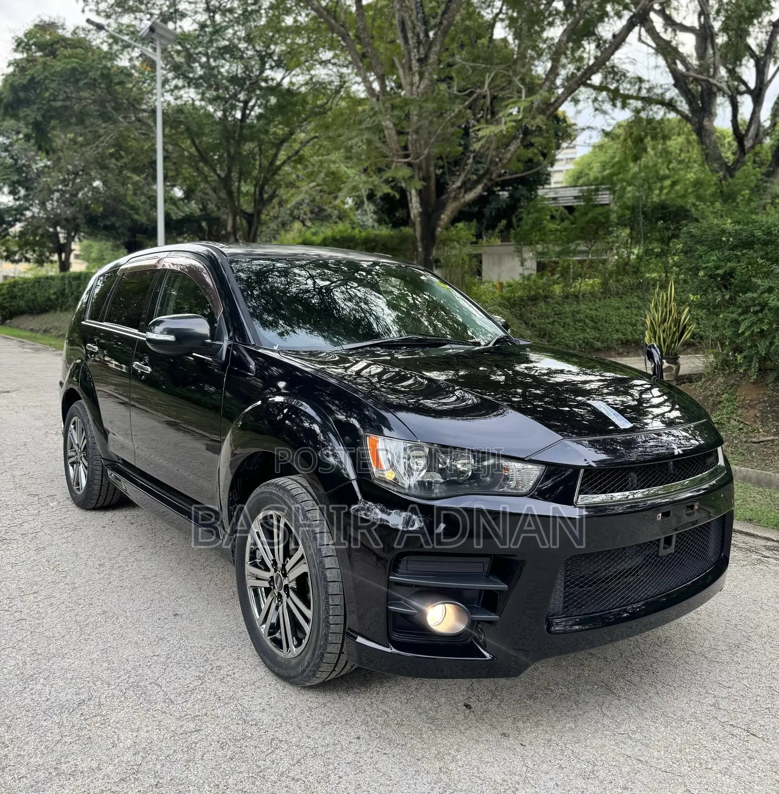 Mitsubishi Outlander 2010 Matt Black