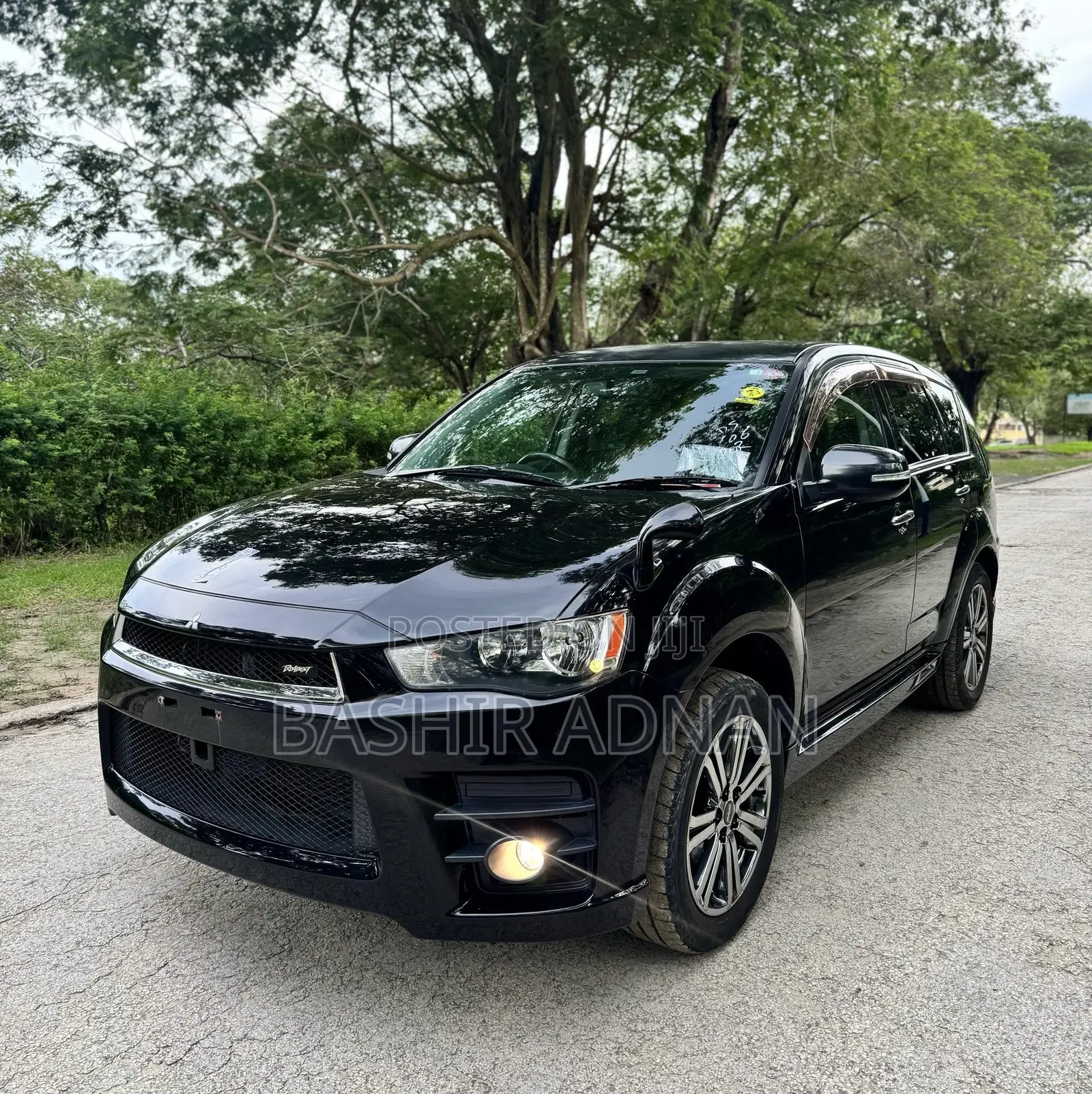Mitsubishi Outlander 2010 Matt Black