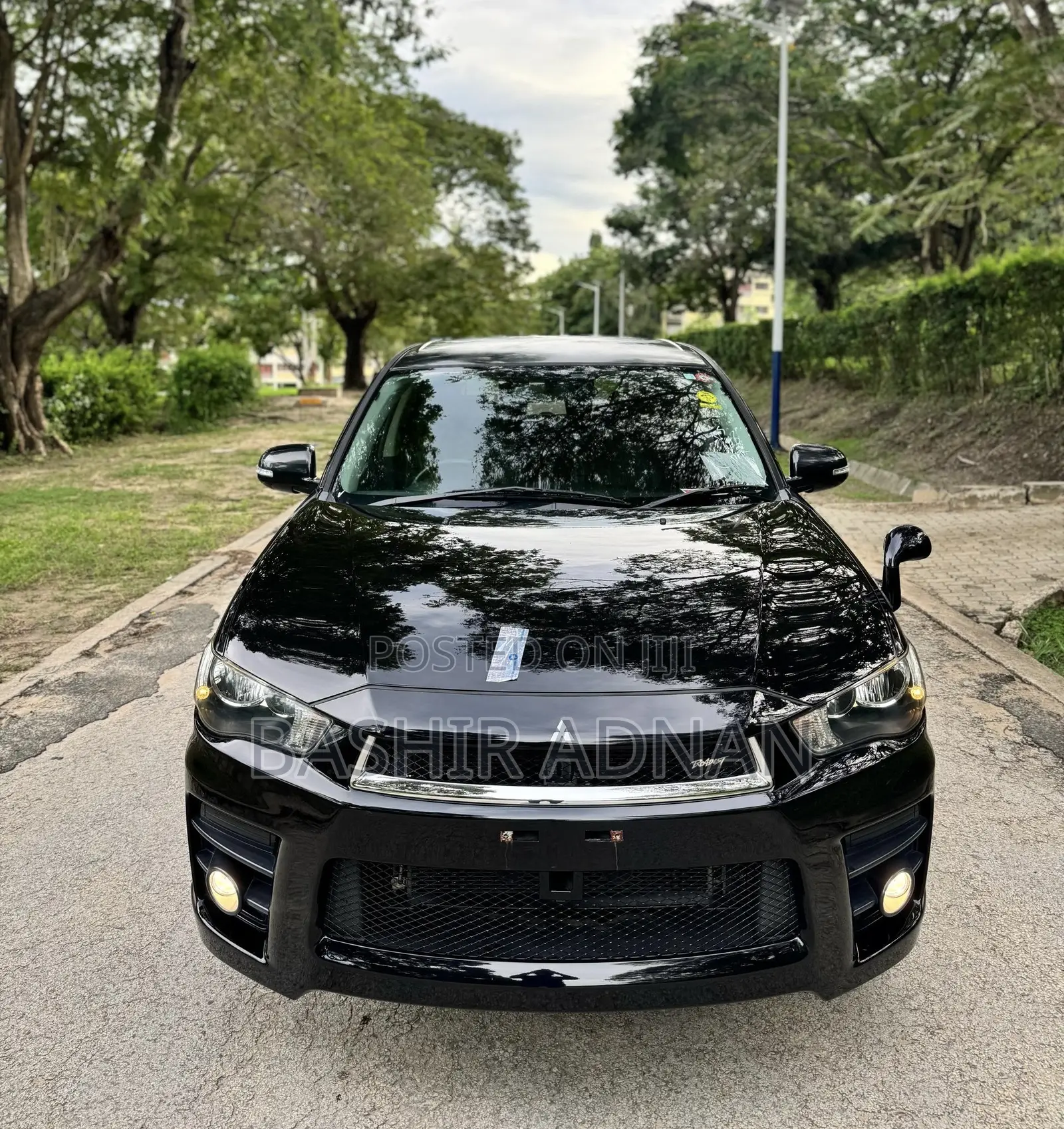 Mitsubishi Outlander 2010 Matt Black