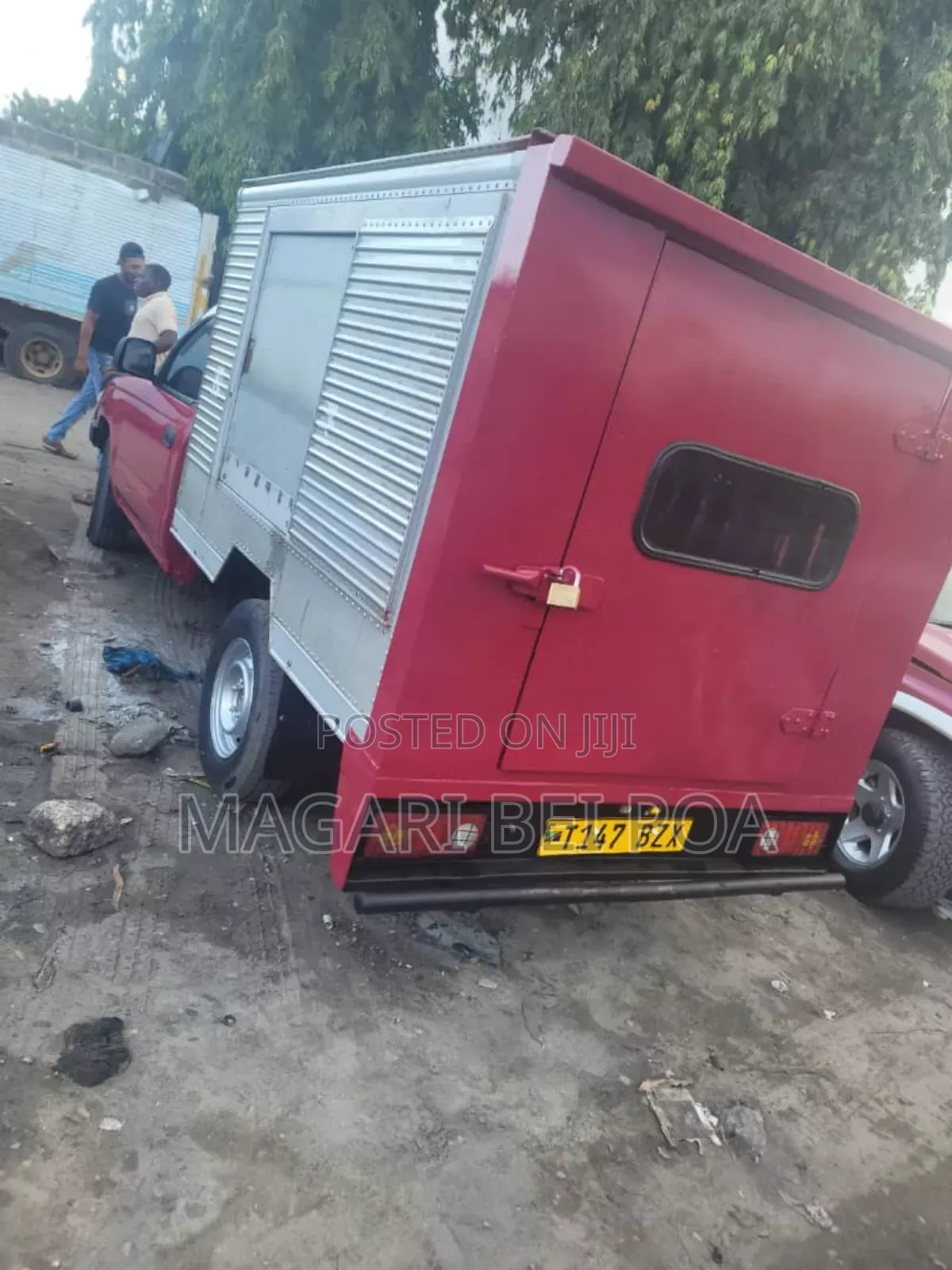 Toyota Hilux 2003 Red