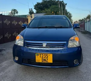 Toyota Raum 2005 Blue