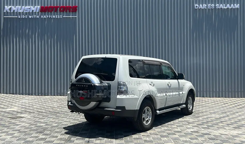 Mitsubishi Pajero 2007 Pearl