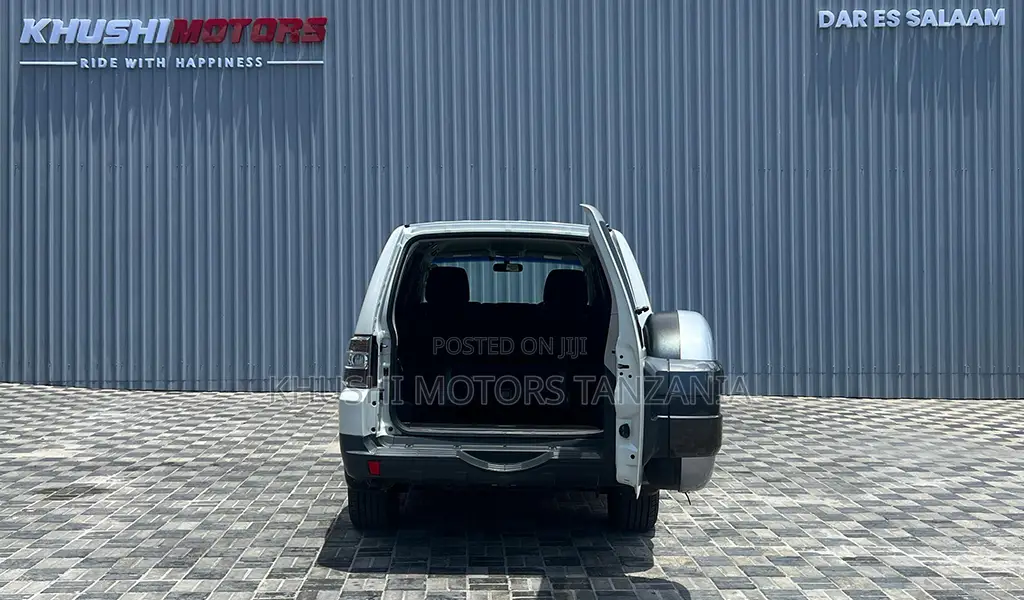 Mitsubishi Pajero 2007 Pearl