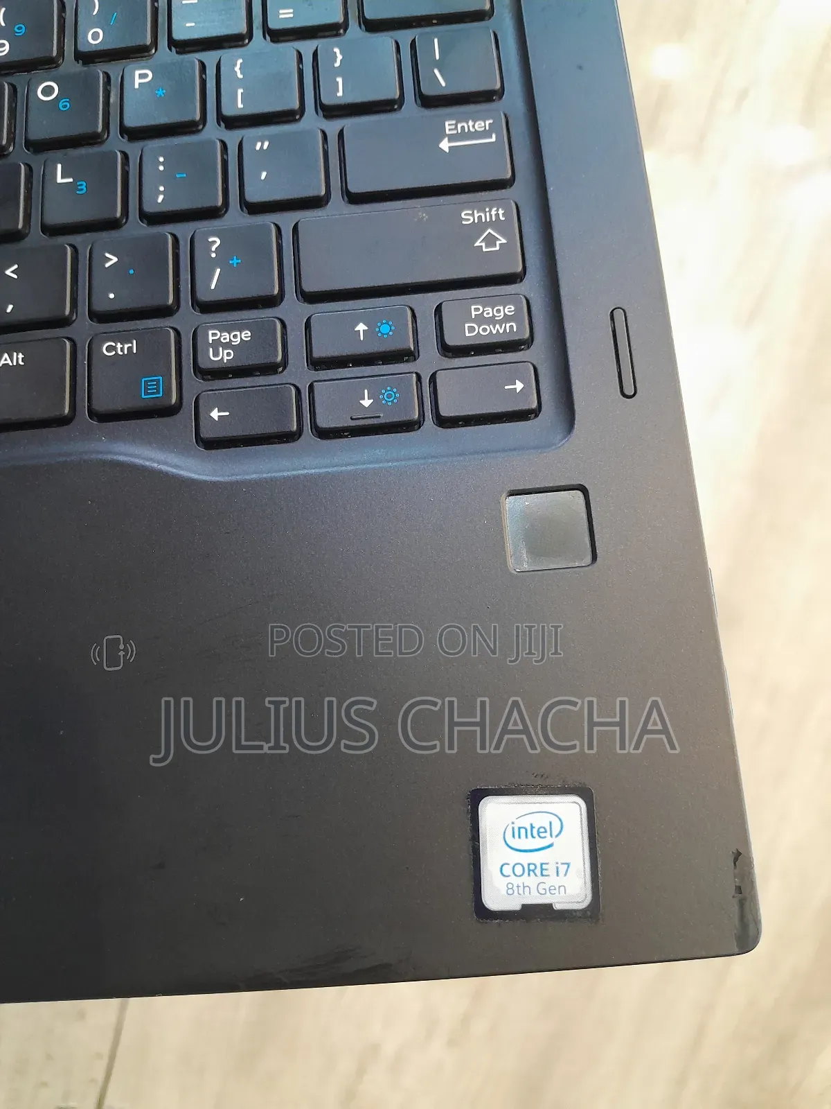 Laptop Dell Latitude 7390 8GB Intel Core I7 SSD 256GB