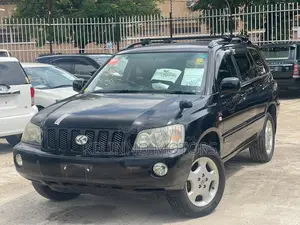 Toyota Vanguard 2001 Black