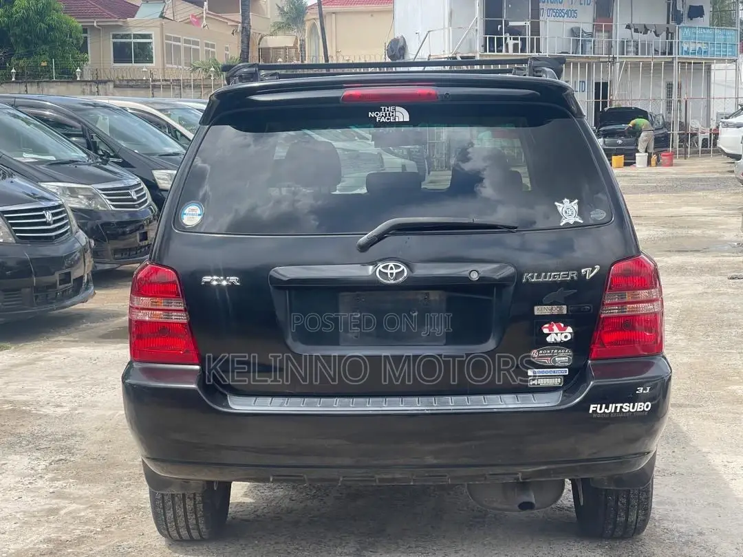 Toyota Vanguard 2001 Black