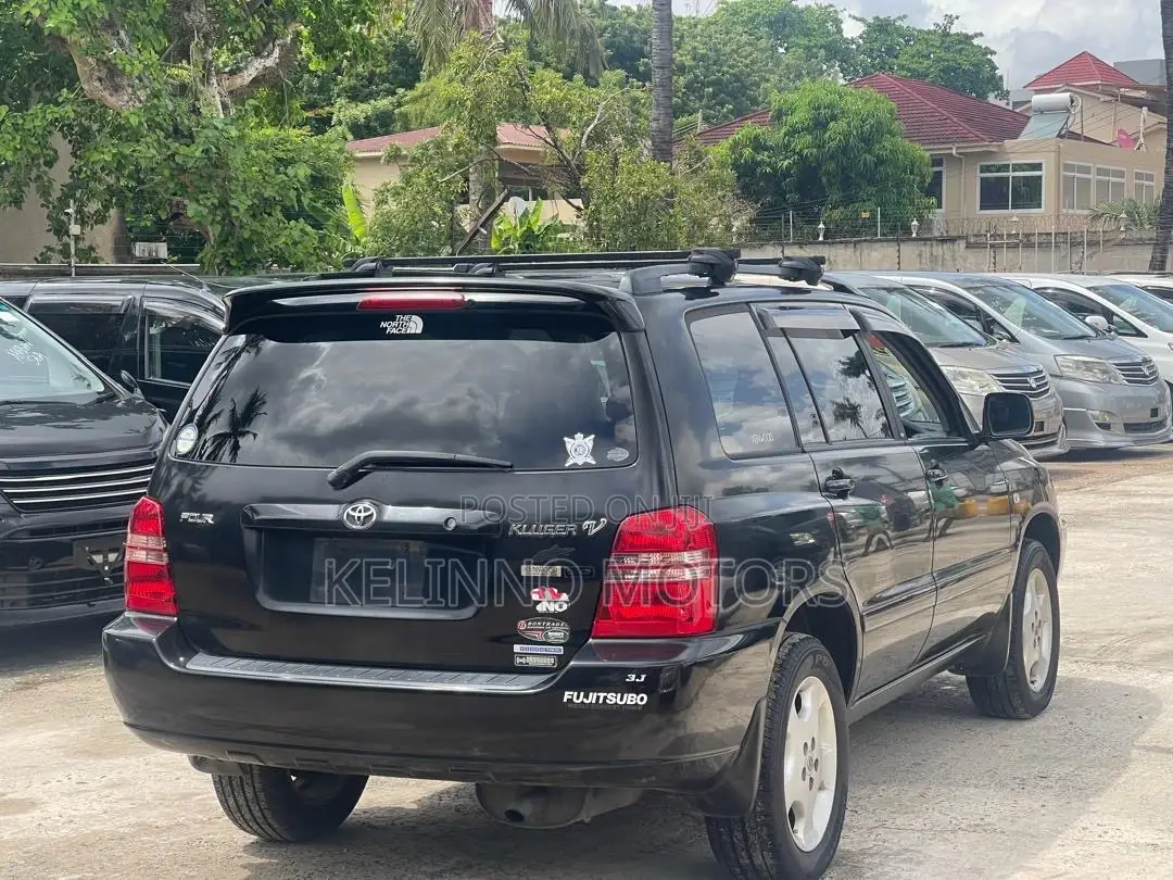 Toyota Vanguard 2001 Black