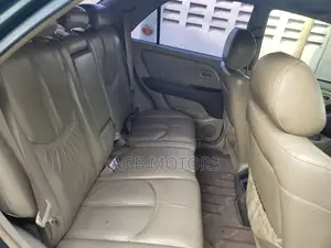 Toyota Harrier 2.2 16V 1998 Green