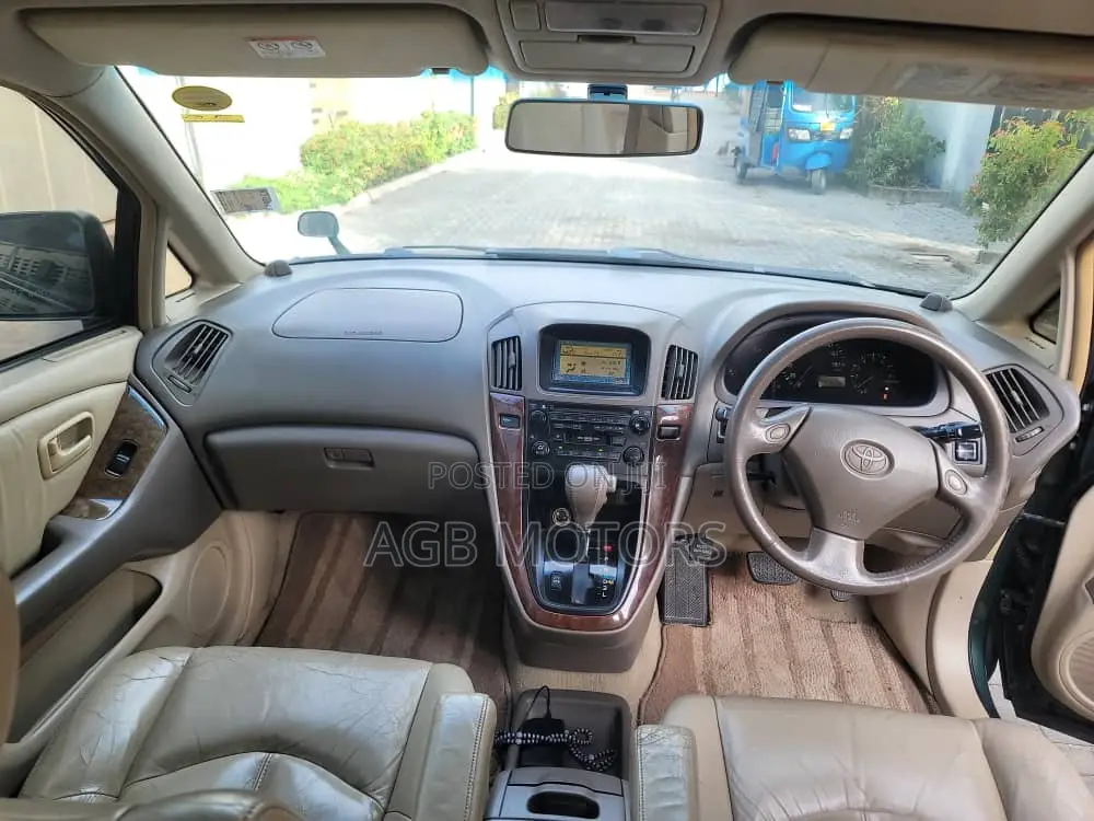 Toyota Harrier 2.2 16V 1998 Green