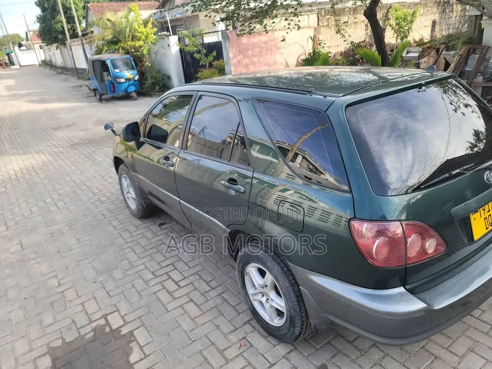 Toyota Harrier 2.2 16V 1998 Green