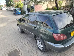 Toyota Harrier 2.2 16V 1998 Green