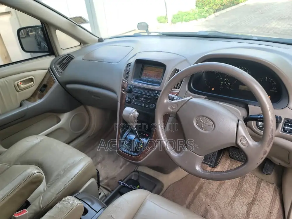 Toyota Harrier 2.2 16V 1998 Green