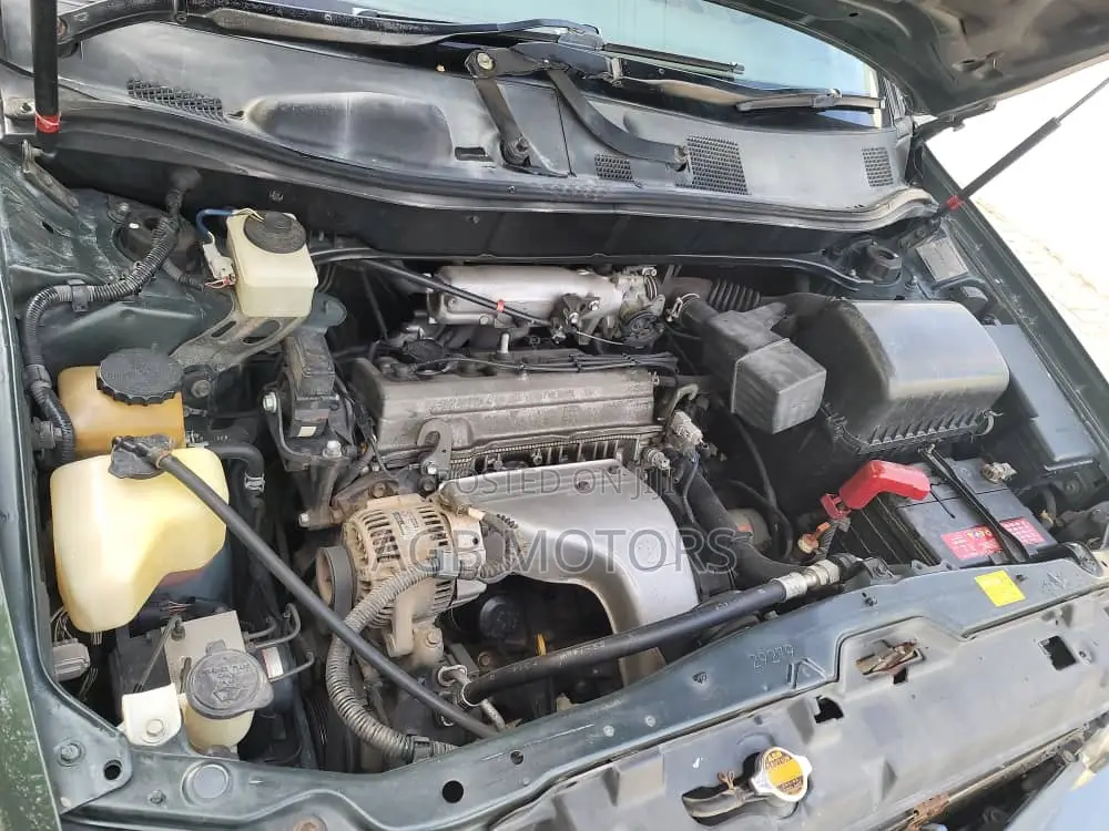 Toyota Harrier 2.2 16V 1998 Green