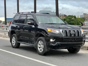 Toyota Land Cruiser Prado 2021 Black