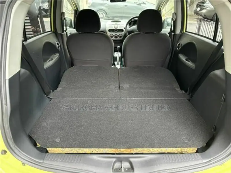 Mitsubishi Minica 2007 Yellow