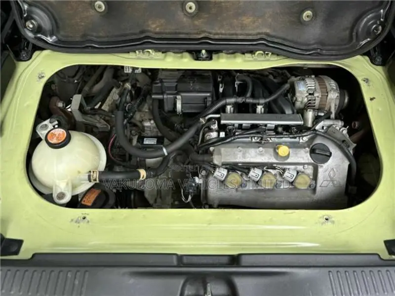 Mitsubishi Minica 2007 Yellow