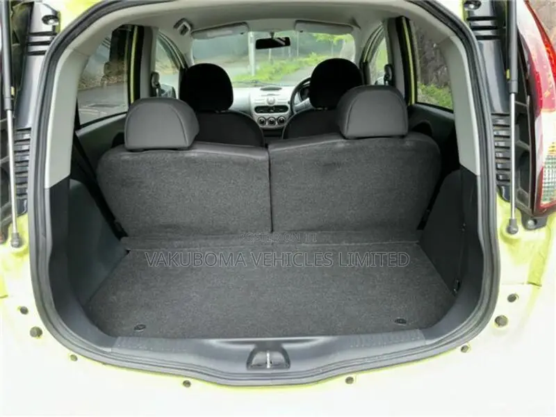 Mitsubishi Minica 2007 Yellow