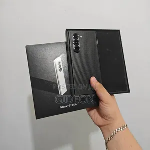 New Samsung Galaxy Z Fold6 256 GB Black