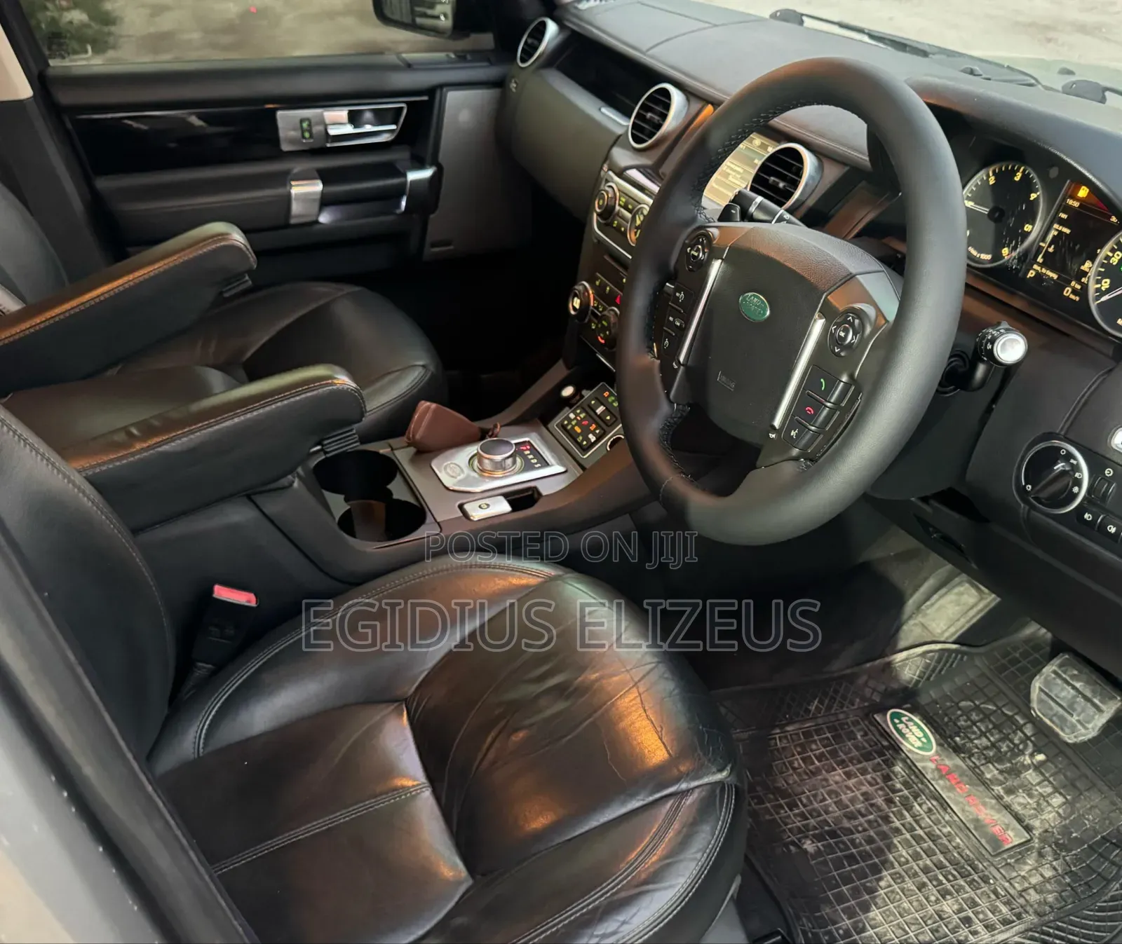 Land Rover Discovery 2012 Silver