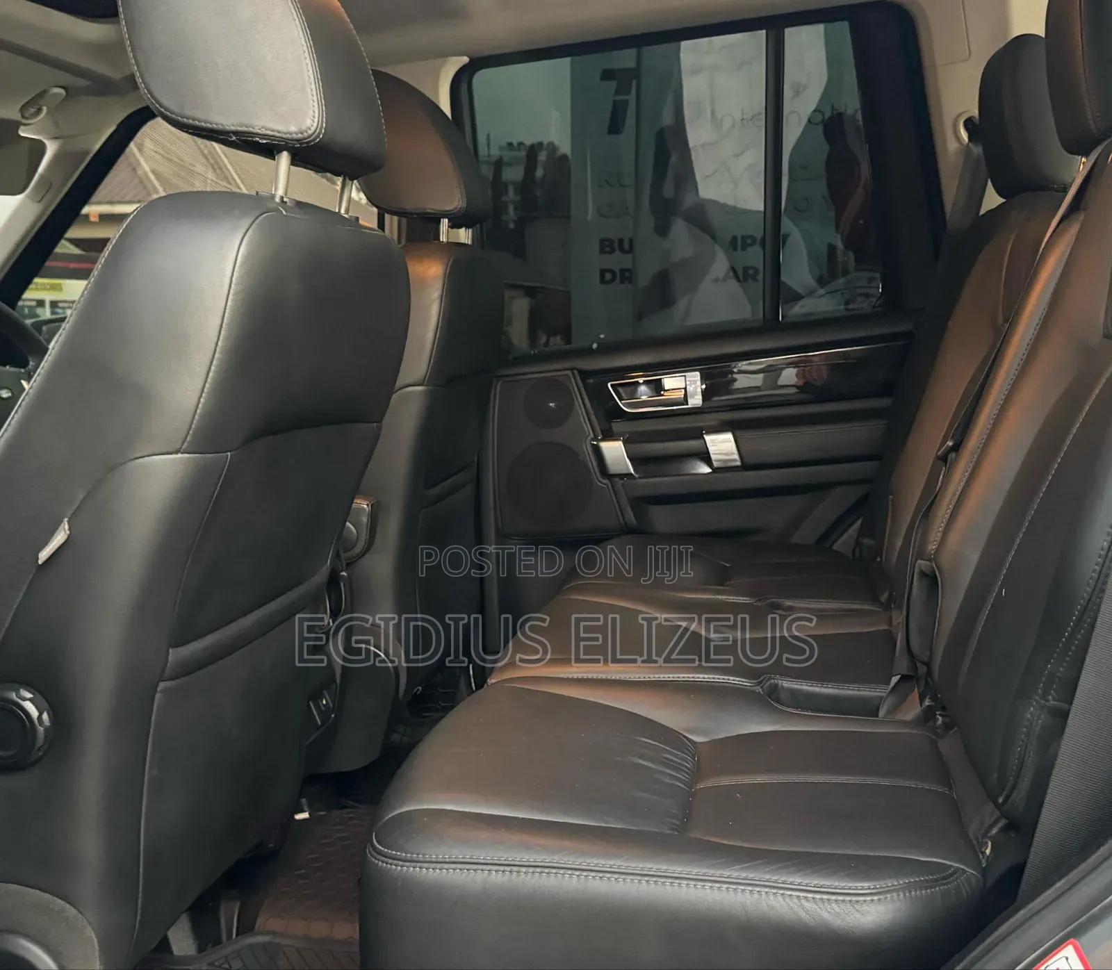 Land Rover Discovery 2012 Silver