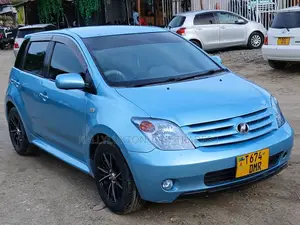 Toyota IST 2005 Blue