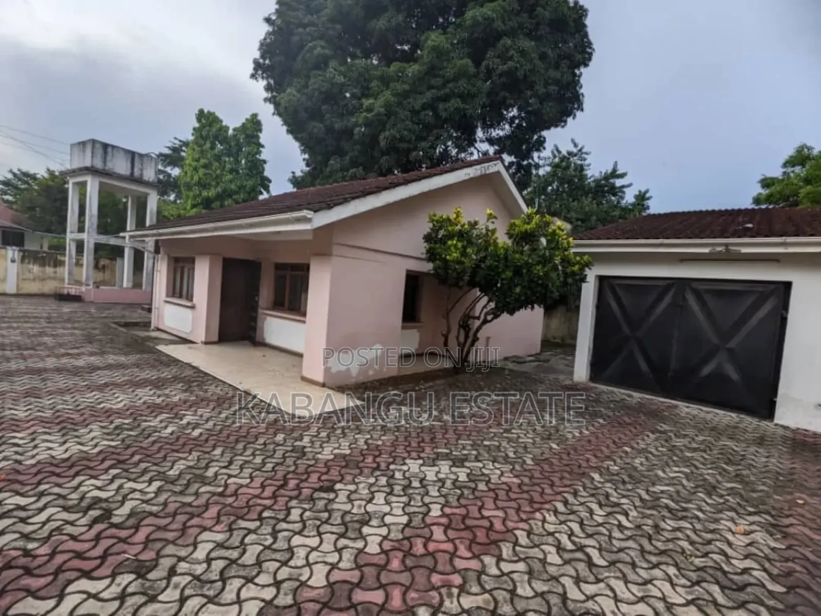 6bdrm House in Mikocheni Bungalow for rent