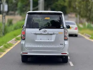 Toyota Noah 2008 Silver